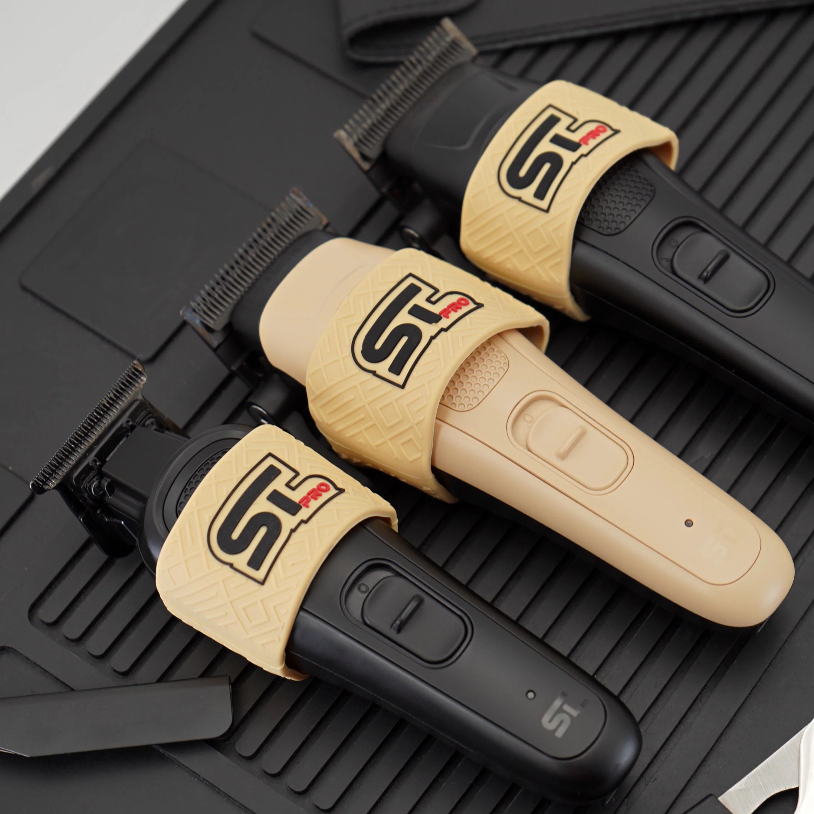 Clipper Grips - Image 6